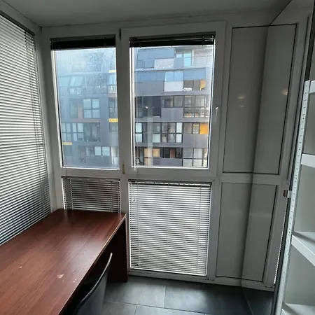 아파트 With Big Balcony 류블랴나